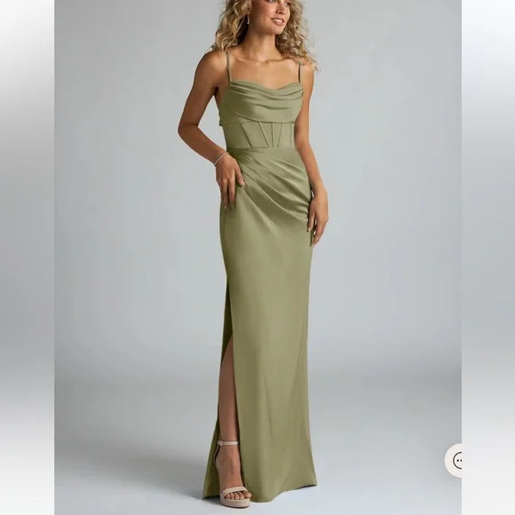 Elegant Olive Green Evening Gown - Picture 4 of 4